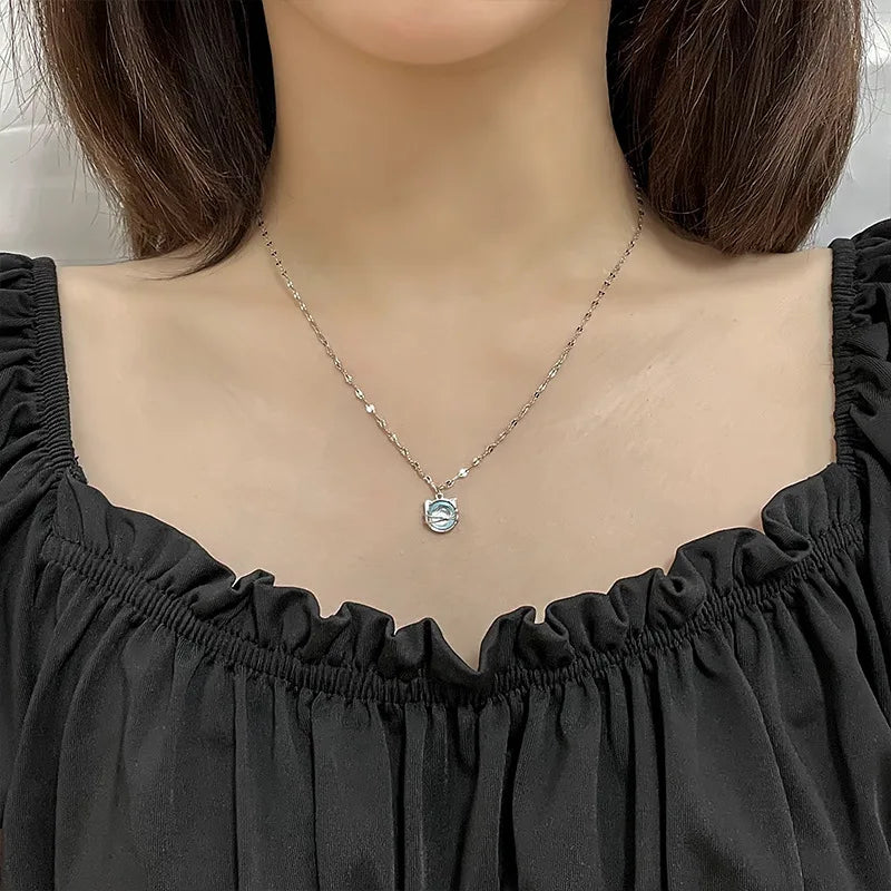 VOQ Silver Color Simple Moonstone Cat Pendant Necklace Ladies Clavicle Chain Necklace Fashion Jewelry