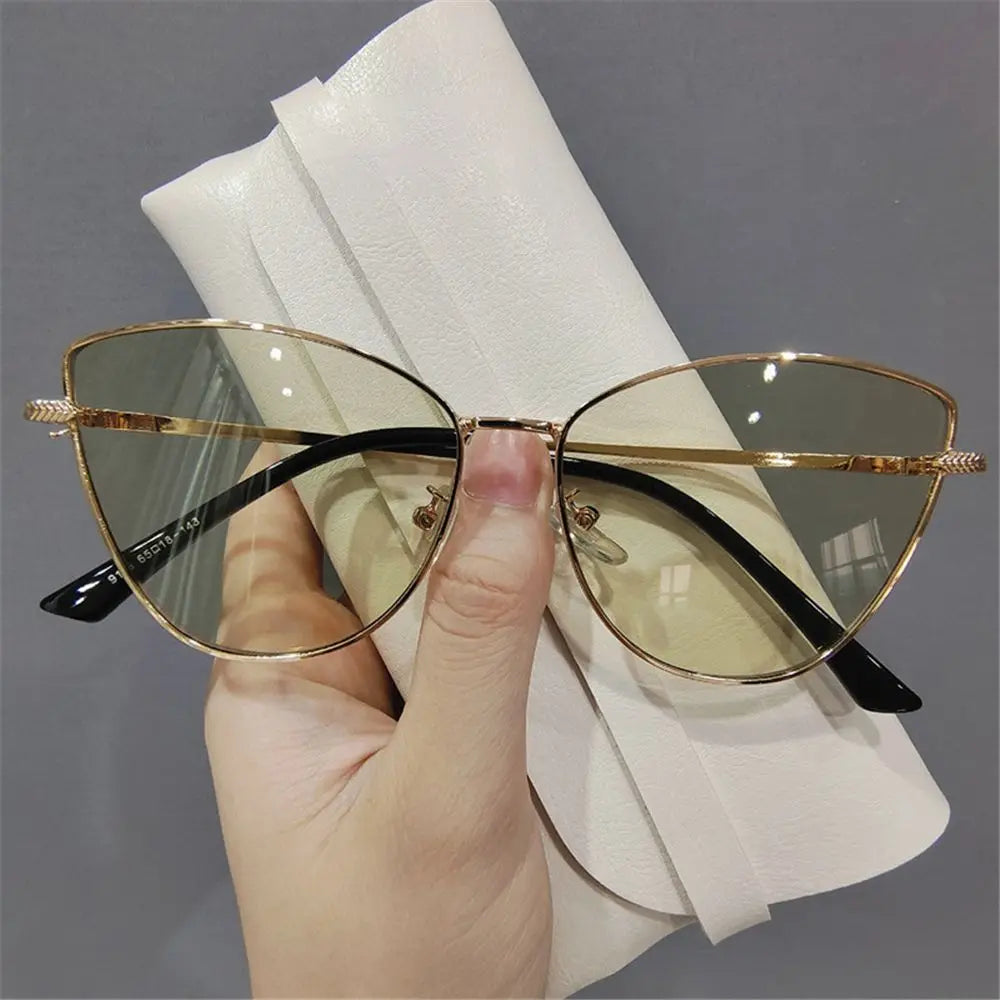 UV400 Popular Eyewear Trending Small Vintage Sunglasses Cat Eye Sunglasses Ladies Shades Shades